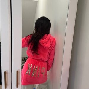 HOT pink robe from PINK Victorias Secret Gold PINK sparkle logo ONE TIME PRICE